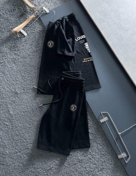 Picture of LV Shirt Pant Suits _SKULVM-5XLkdtn8723639
